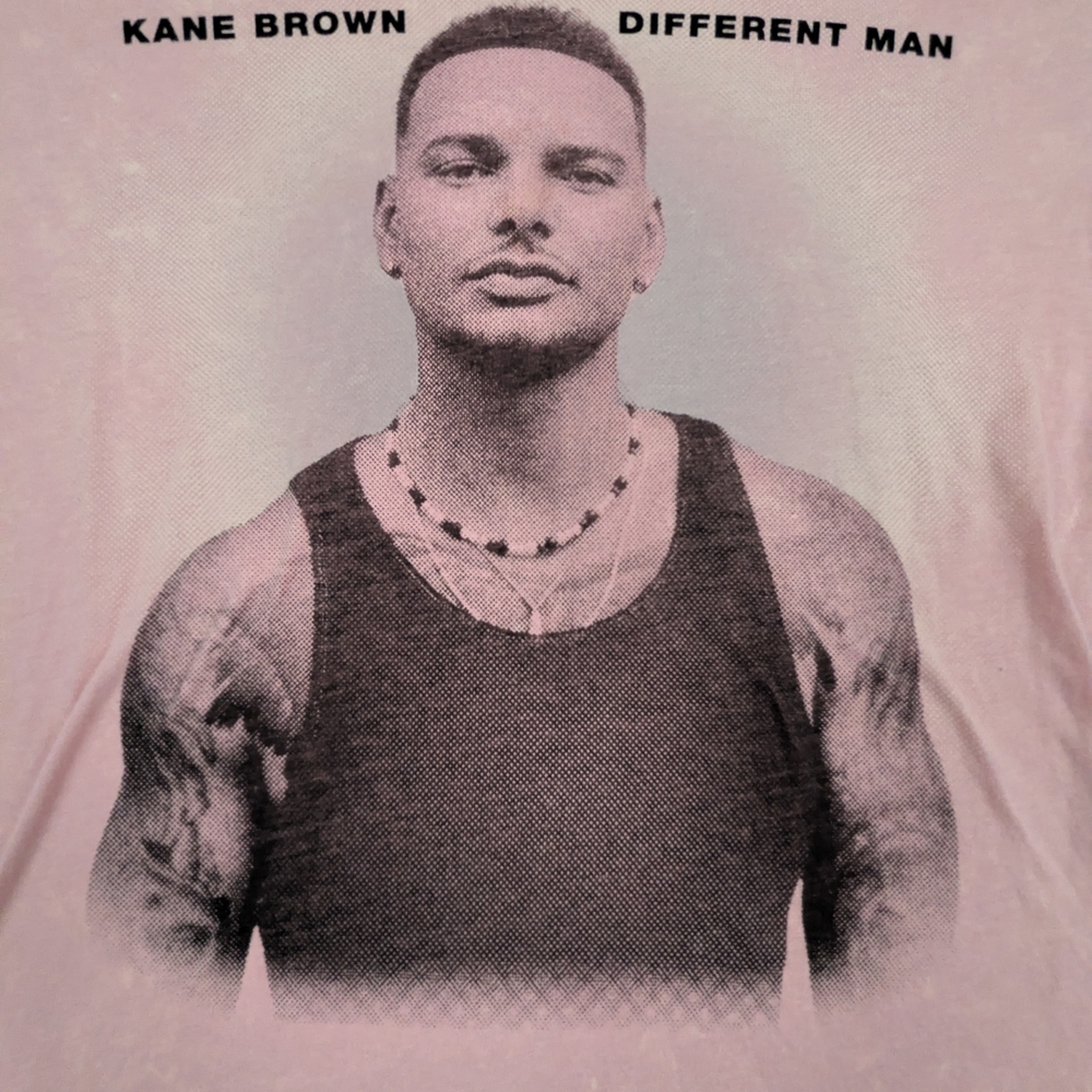 Kane Brown Concert Merch Different Man Tour Tee Pink Color Small